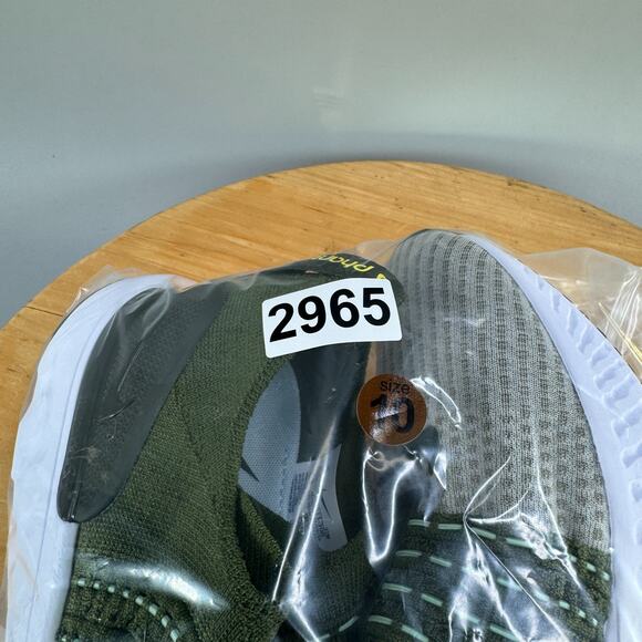 Nike React Phantom Run Flyknit 2 Men's Size 10 Running Shoes Green DX2311-300 - Picture 9 of 9